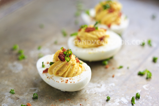 Trứng nhồi trứng - Deviled Eggs - Món ăn hấp dẫn 