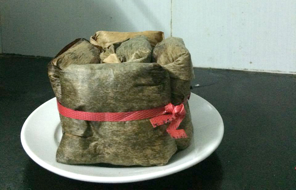 Bánh tẻ (Bánh răng bừa) - Món quà quê hấp dẫn | Candy Can Cook